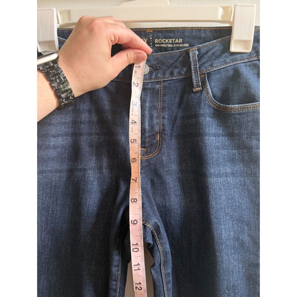 Old Navy Rockstar Mid-Rise Skinny Jeans Size 6 Regular Dark Wash - Picture 4 of 7